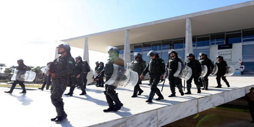 Apoio ao Golpe: Antagonista Rivaliza com a Globo em Desonestidade Jornalística