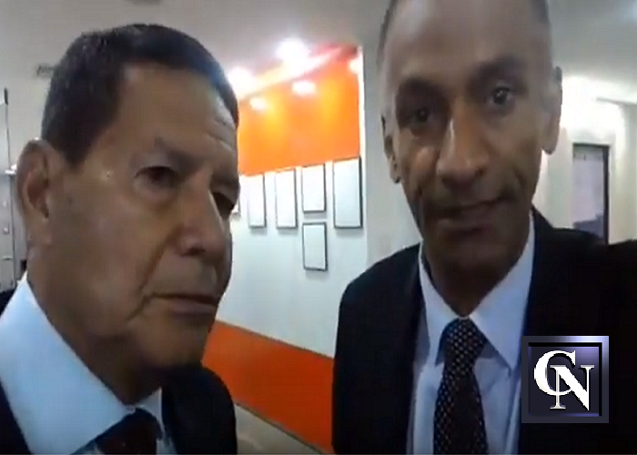 General Hamilton Mourão: População Não Pode Ficar Refém do Caos