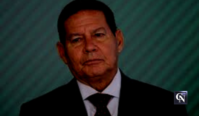 <font color=#ffffff>Vice-Presidente Hamilton Mourão: Um Milhão de Armas É Pouco, Tem Que Ter Mais</font>